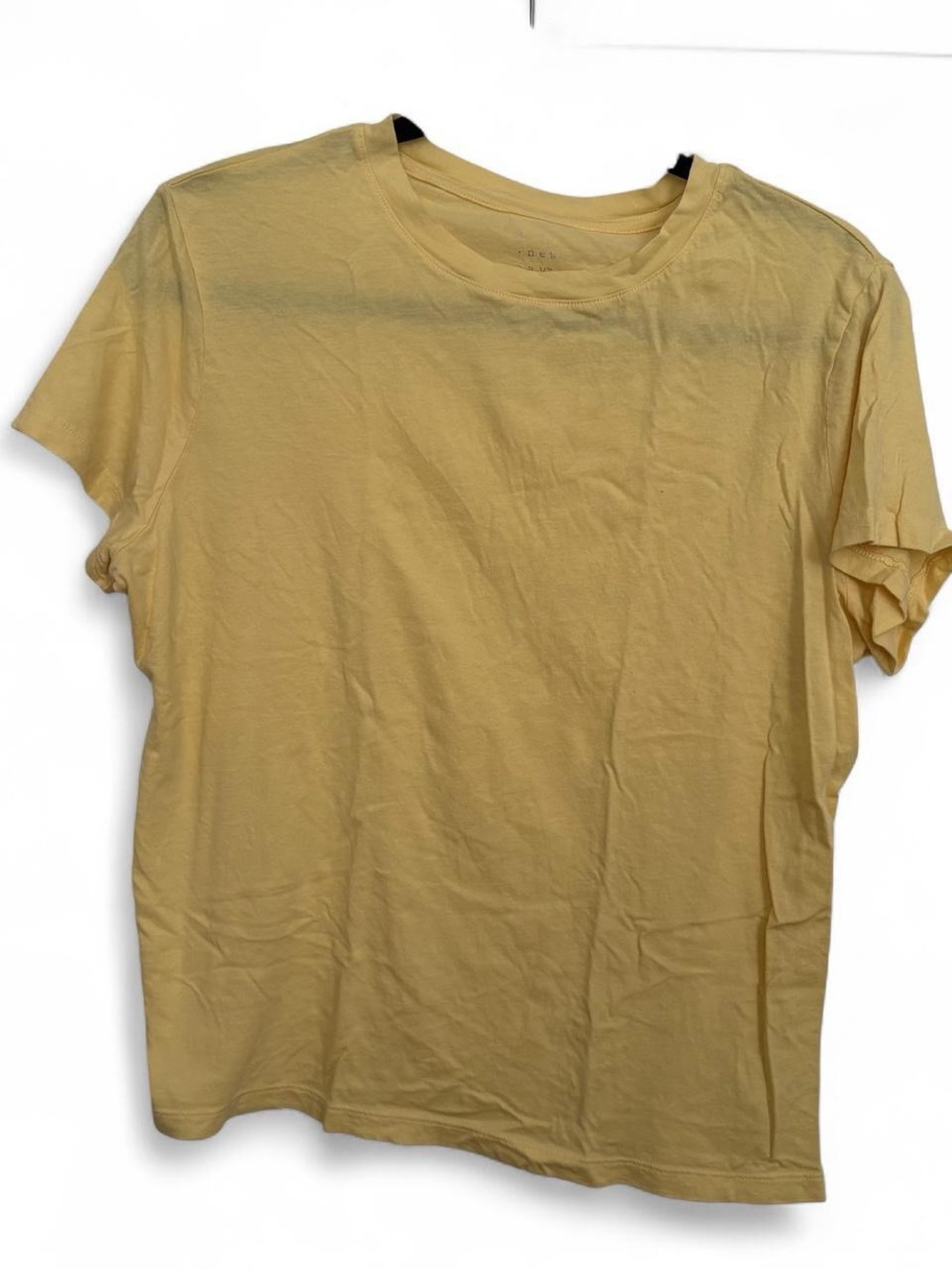 Women’s Large Light Weight Crew Neck T-Shirt in Light Yellow